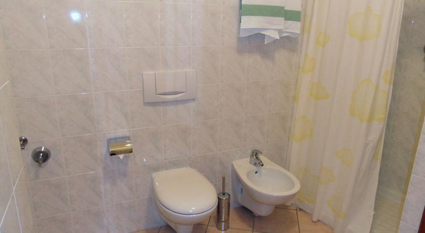 Casa Vacanze Touring Verbania Zewnętrze zdjęcie