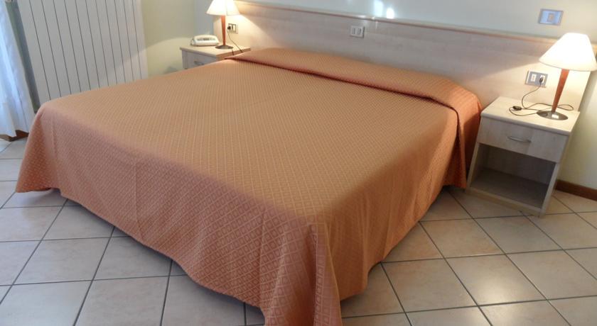 Casa Vacanze Touring Verbania Zewnętrze zdjęcie