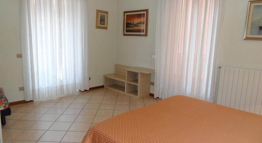 Casa Vacanze Touring Verbania Zewnętrze zdjęcie